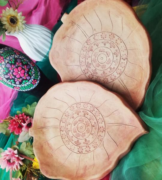 Leaf Shaped Clay Tray